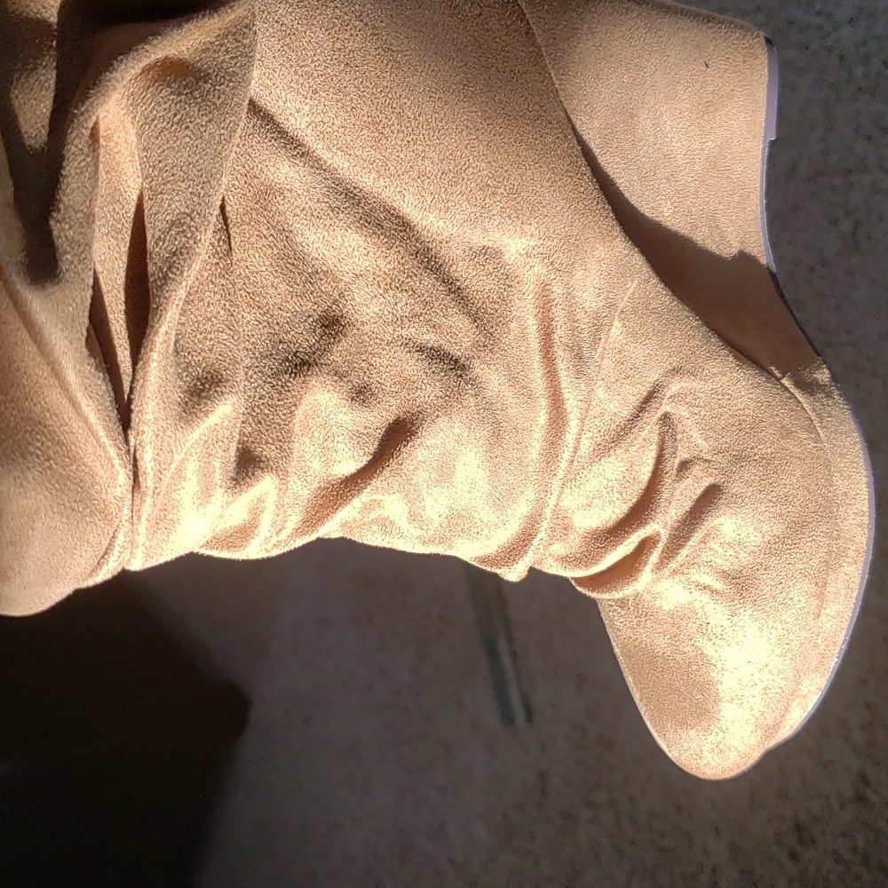 Faux suede camel/tan colored boots - Picture 6 of 6